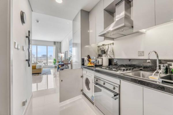 Φωτογραφία 9: Waves - Stylish Studio with Balcony in Dubai South