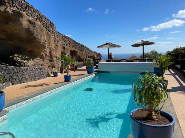 A la foto es mostra l'objecte Castillo Lanzarote Villa Antonia situat a la ciutat de Tías.