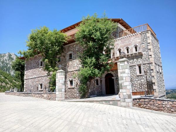 La photo montre l'objet Bujtina Çupa situé dans la ville de Bulqizë.