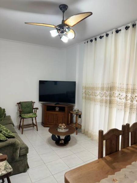 A la foto es mostra l'objecte Aconchegante Apto Centro de Mongaguá e Beira-Mar situat a la ciutat de Mongaguá.