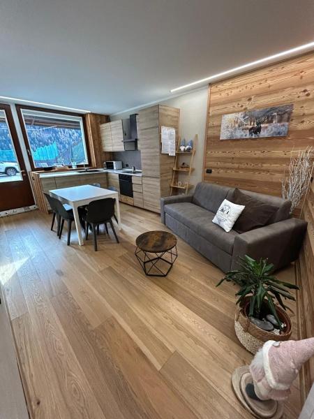 A la foto es mostra l'objecte Residenze Vezza - Il Larice - situat a la ciutat de Vezza d'Oglio.