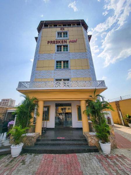 A la foto es mostra l'objecte Presken Hotel K-ONE, Bank Anthony, Lagos situat a la ciutat de Ikeja.
