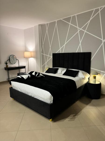 Na zdjęciu widoczny jest obiekt Samarè Rooms & Apartments położony w mieście Bisceglie.