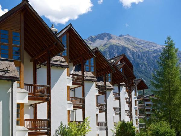 Na zdjęciu widoczny jest obiekt Apartment Schweizerhof 234 by Interhome położony w mieście Lenzerheide.