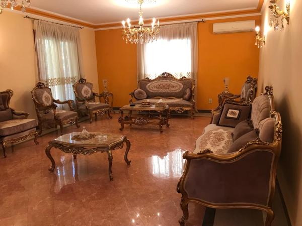 Foto 3: Spacious flat in 5th Settlement New Cairo