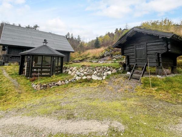 Na zdjęciu widoczny jest obiekt 6 person holiday home in Tjørhom położony w mieście Tverrå.