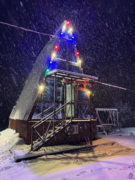 A la foto es mostra l'objecte Paradise Keda situat a la ciutat de Gomarduli.