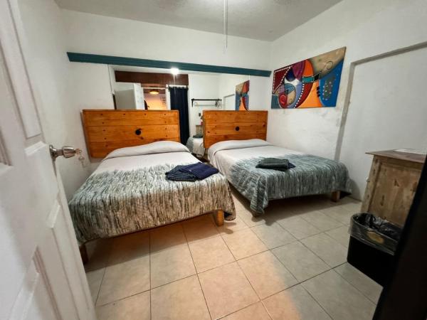 På billedet ses objektet Casona Luciérnaga-Casa de Huéspedes Centro de León, Poliforum beliggende i byen León.
