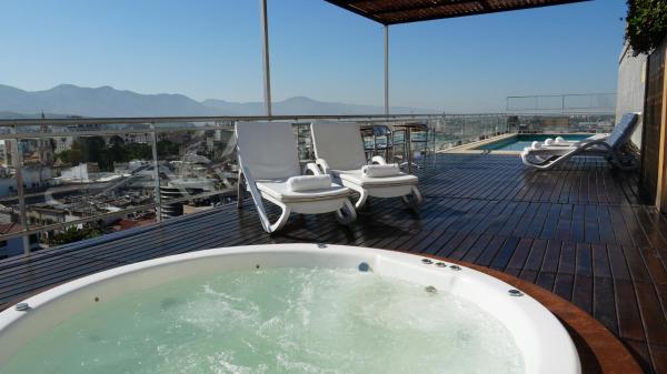 A la foto es mostra l'objecte Design Suites Salta situat a la ciutat de Salta.