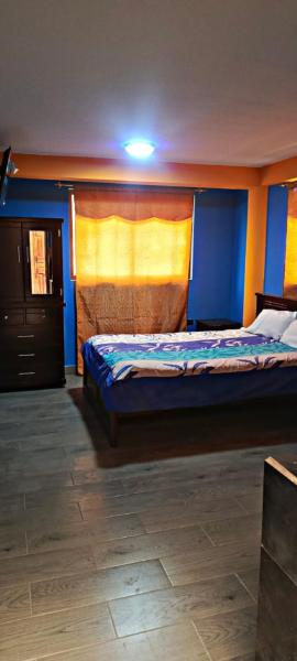 写真にはイバラ市にあるhabitacion privadaが写っています。
