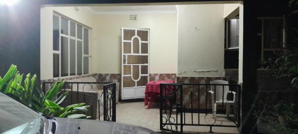 A la foto es mostra l'objecte December apartment situat a la ciutat de Sokon.