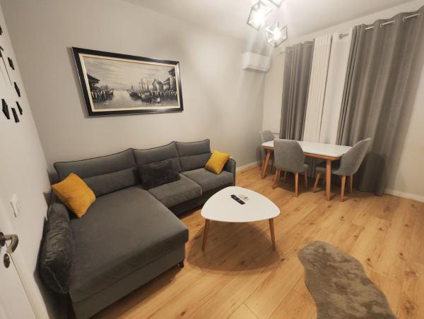 Ring Center Downtown Apartment - Tirana