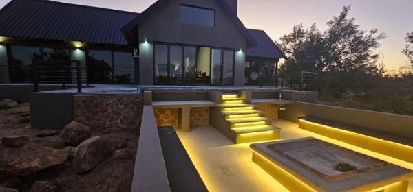 照片显示了位于Bela-Bela市的Thabanyane Private Lodge Mabalingwe物件。