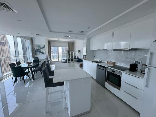 One Bedroom Apartment With Pool & Gym Near Marina - Dubai