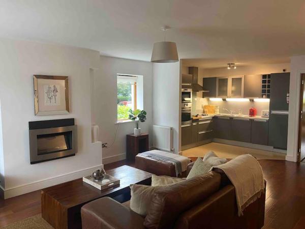 A la foto es mostra l'objecte BTown 2 Bed 2 Bath situat a la ciutat de Foxrock.