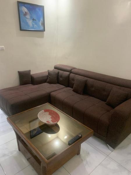 A la foto es mostra l'objecte Chambre salon situat a la ciutat de Dakar.