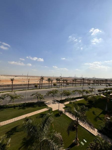 مدينتي شقة, Madinaty