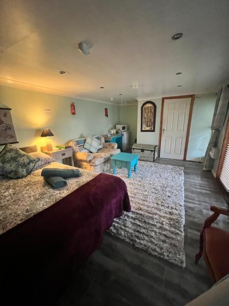 På billedet ses objektet Cosy Cabana Belfast beliggende i byen Belfast.