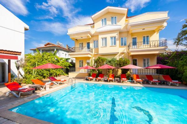På bildet vises objektet Grand Prestige Hotel som ligger i byen Dalyan.