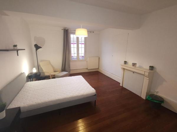 Nella foto è visibile l'oggetto Chambre individuelle 2 situato nella città di Ancerville.
