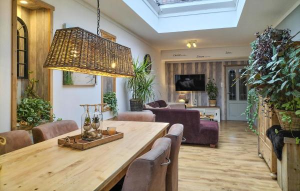 A la foto es mostra l'objecte Cozy Apartment In Yerseke With Sauna situat a la ciutat de Yerseke.