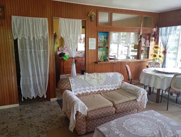 Nella foto è visibile l'oggetto Cozy Two-bedroom House situato nella città di Nakasa.
