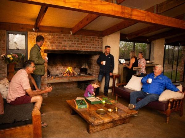 Merwespont Guesthouses#diehouthuis#die Wyntenke#a Snoozer's Cottage# - Sudáfrica