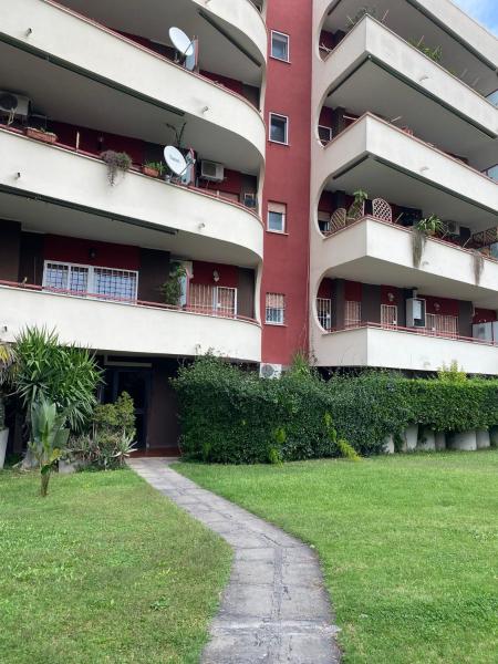 Paki House Luxury, Rome