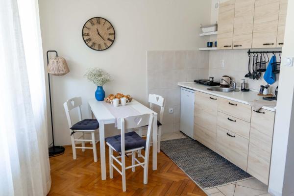 Home-like Studio Close To Novi Sad Fair L Washing Machine L Breakfast L Private Bicycle Parking - Novi Sad