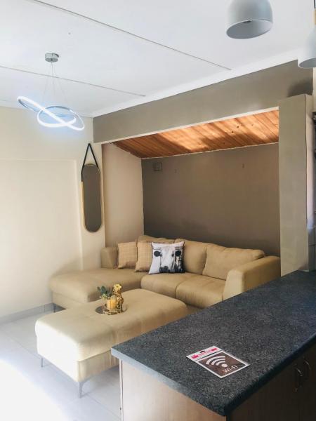 A la foto es mostra l'objecte onCactus Luxury Penthouse situat a la ciutat de Empangeni.