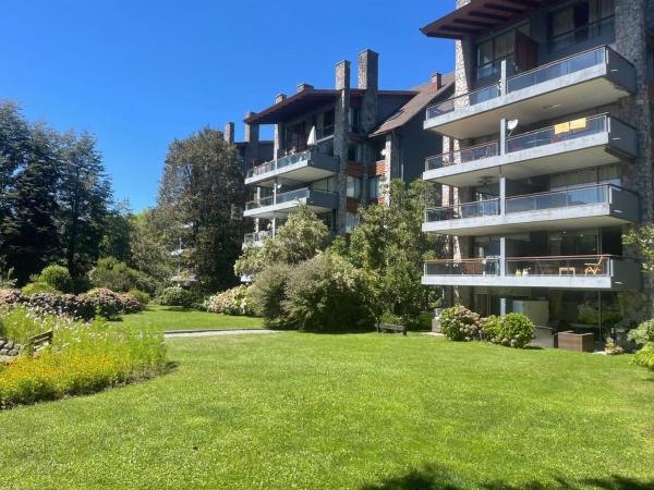 Na fotografii je vidět objekt Amplio y lindo departamento a pasos del centro de Pucón nacházející se ve městě Pucón.