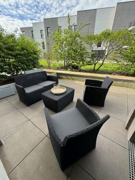 A la foto es mostra l'objecte Appartement spacieux avec terrasse situat a la ciutat de Caen.