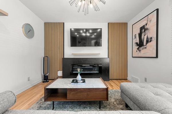 Na zdjęciu widoczny jest obiekt 3bd Luxury Home, Steps to Calgary DT, River, Hospital położony w mieście Calgary.