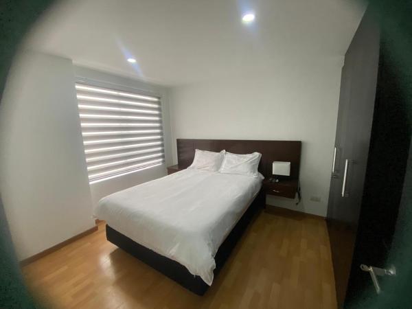 Na zdjęciu widoczny jest obiekt Aparta-Hotel Alameda Plaza położony w mieście Tunja.