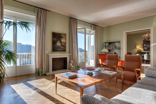 Vespucci Luxury Apartment with Amazing View by Mamo Florence, Флоренция