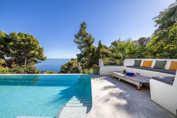 På billedet ses objektet Contemporary Paradise with Stunning Sea Views beliggende i byen Jávea.