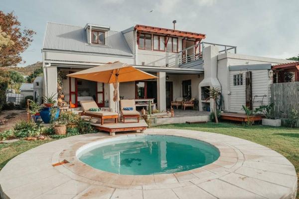 En la foto se muestra el objeto 5-Sleeper Hideaway Nature & Coastal Charm ubicado en la ciudad de Imhoffʼs Gift.