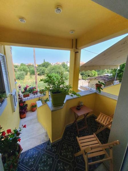 Auf dem Foto ist das Objekt Emmas House in Pythagoreio in der Stadt Samos zu sehen.