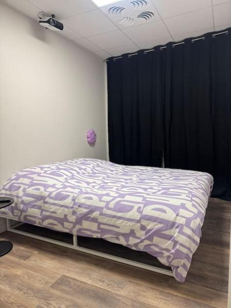 A la foto es mostra l'objecte Chambre indépendante situat a la ciutat de Muret.