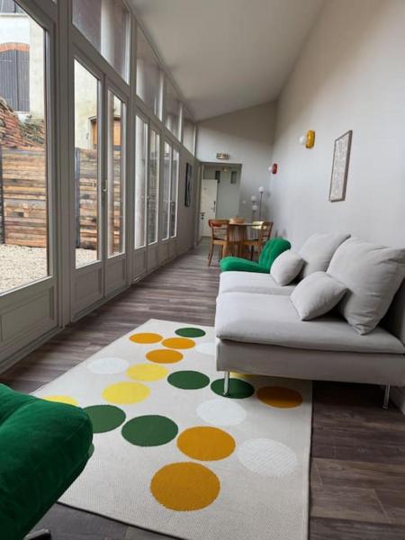 A la foto es mostra l'objecte Logement T3 centre-ville situat a la ciutat de Muret.