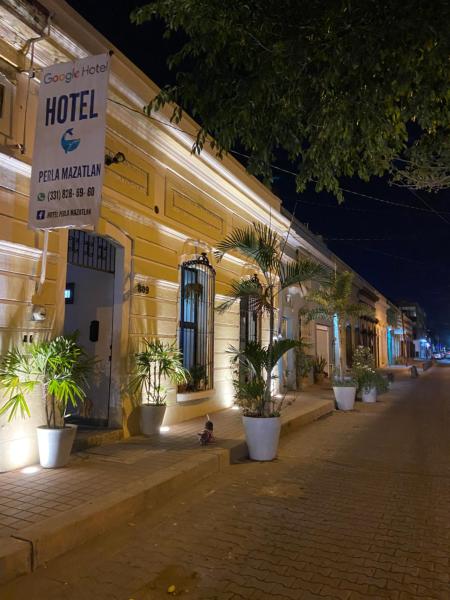 Op de foto is het object Hotel Perla Mazatlan te zien, gelegen in de stad Mazatlán.