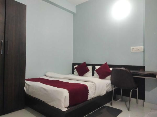 Auf dem Foto ist das Objekt Hotel O Home Aditya Inn Suits Homestay in der Stadt Ayodhya zu sehen.