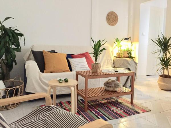 San Matías Urban Retreat with Balcony, Granada