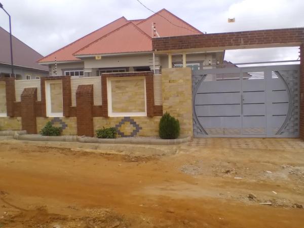 The photo shows the Rb cozy stay located in the city of Kikuyu.