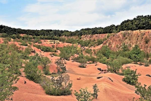 På billedet ses objektet Gránás paradise beliggende i byen Csákvár.