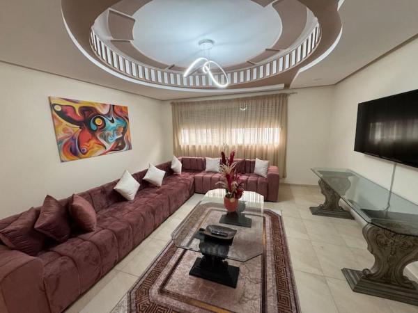 La photo montre l'objet Appartement moderne 2 chambres avec parking Agdal situé dans la ville de Rabat.