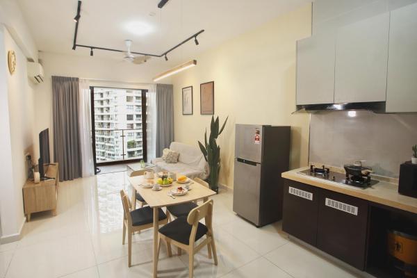 Cozy Beach Escape: 2BR Muji Gem, Johor Bahru