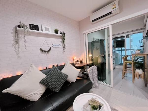 A la foto es mostra l'objecte 1BR Walk 1min to BTS 3min Mall Tapra WiFi 500MB situat a la ciutat de Thon Buri.