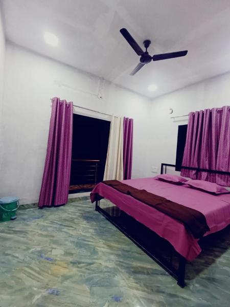 A la foto es mostra l'objecte SIDDHESH Holiday Home situat a la ciutat de Nagaon.