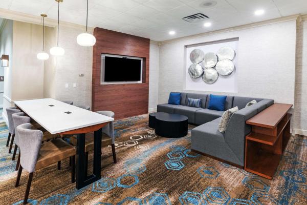 Φωτογραφία 2: DoubleTree by Hilton Tulsa Downtown
